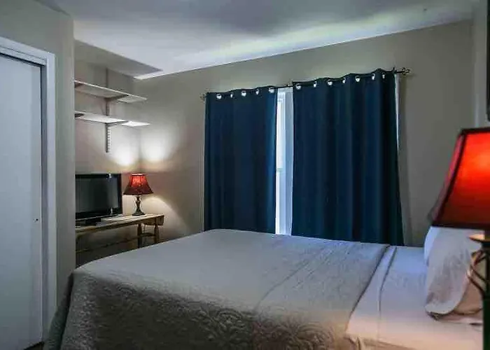 Paradise By The Park - 3 Bd And 1 Ba Family Getaway