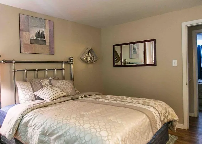 Paradise By The Park - 3 Bd And 1 Ba Family Getaway